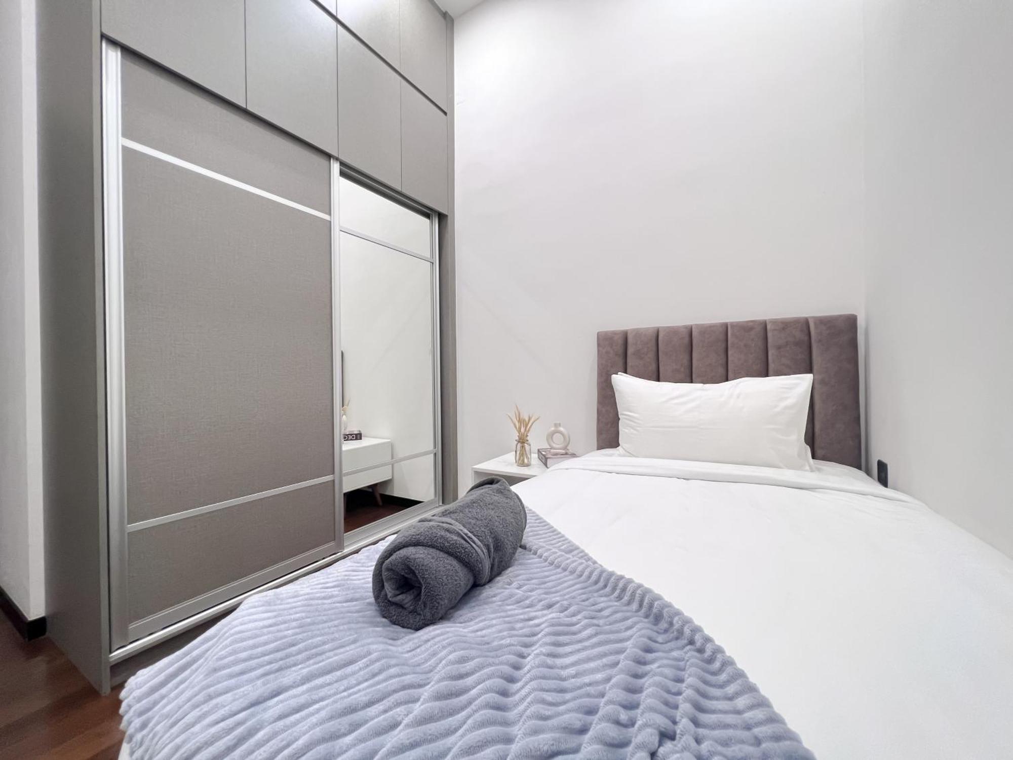Opus Residences By Manhattan Group
