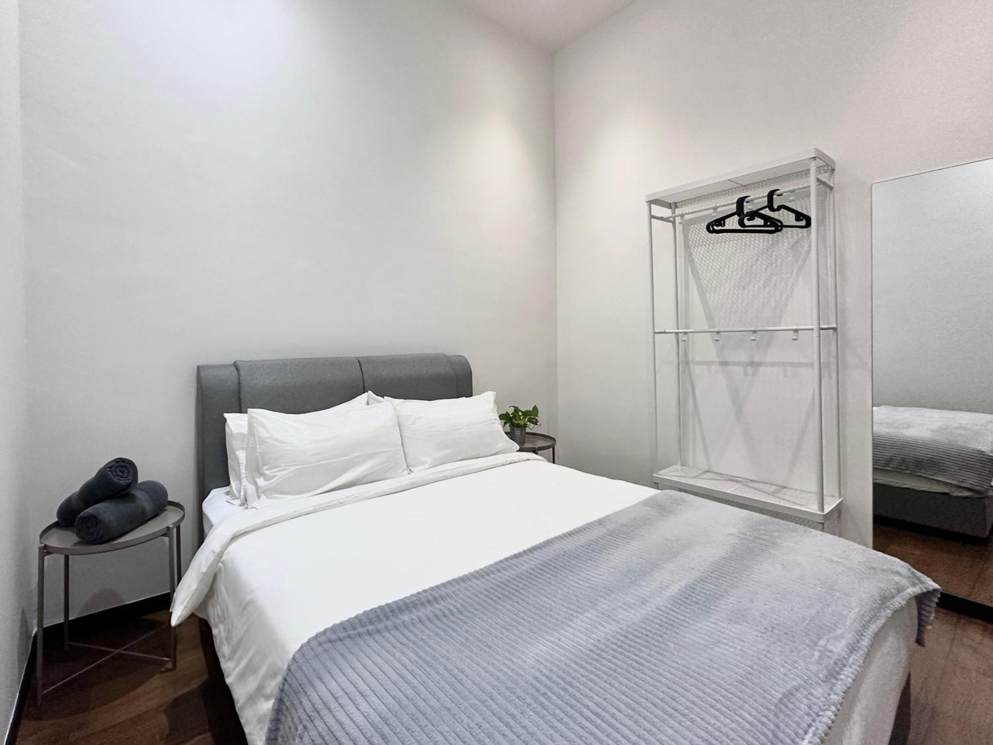 Apartment Opus Residences By Manhattan Group *