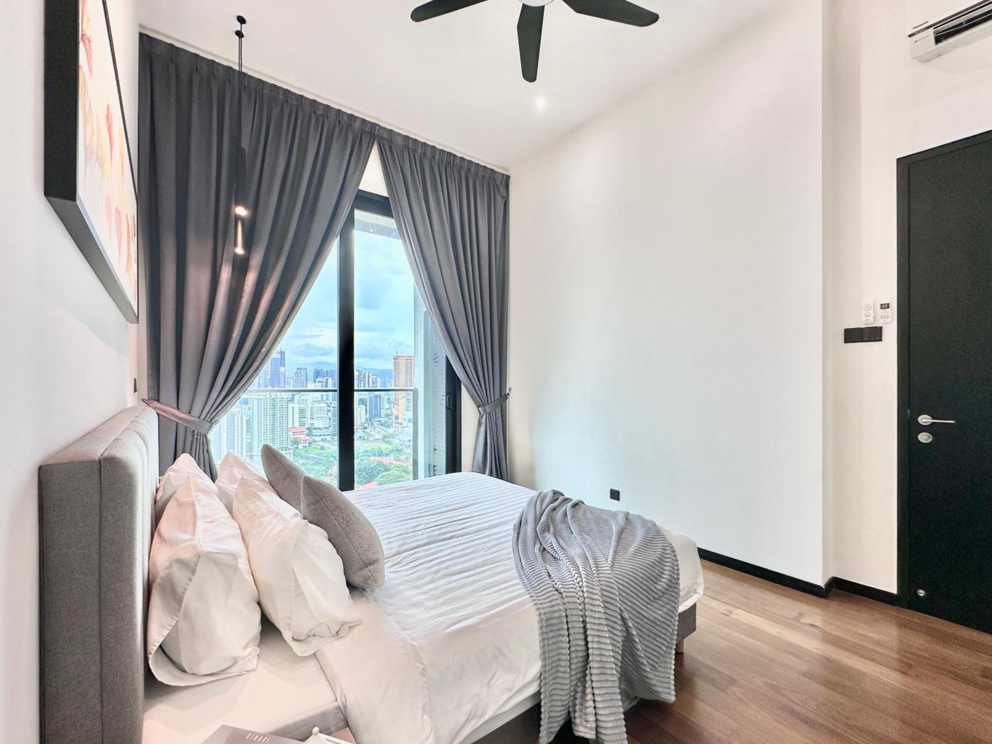 Opus Residences By Manhattan Group Apartment *