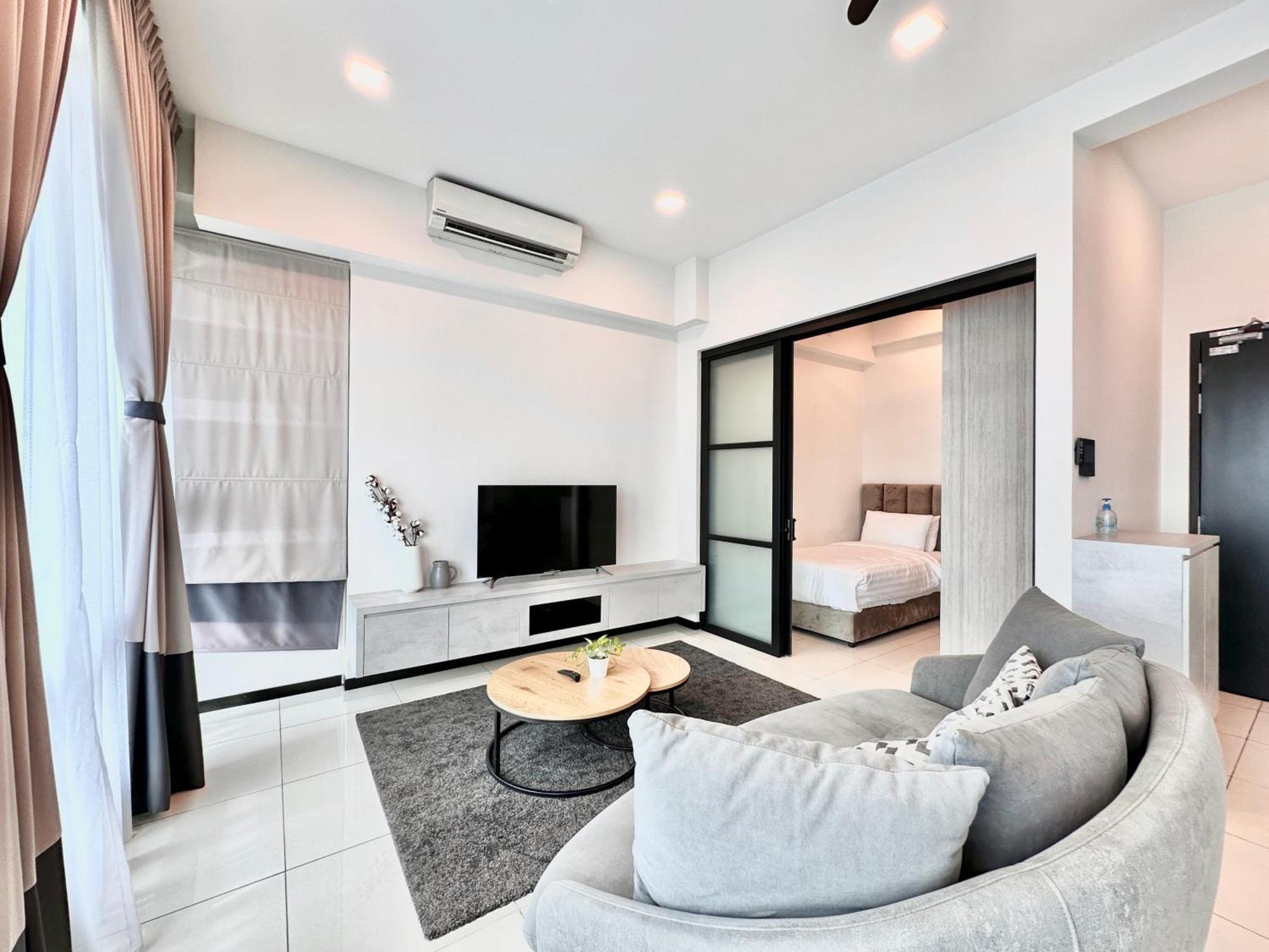 Opus Residences By Manhattan Group Apartment *